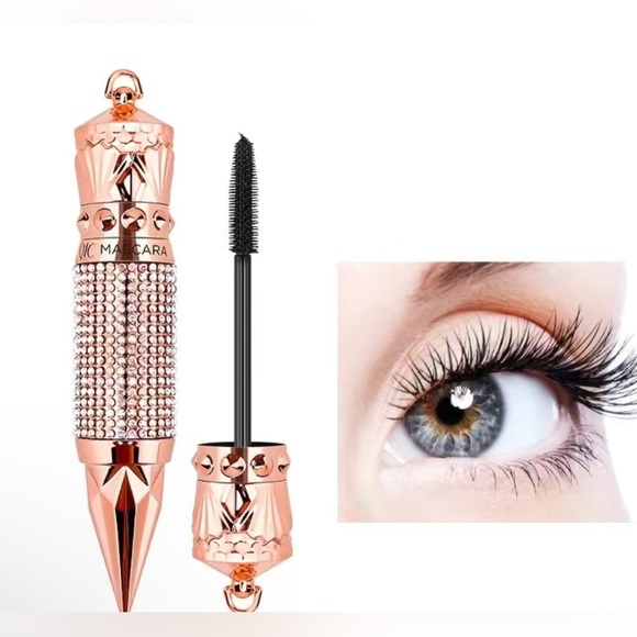 Other - New! Bling 4D Curl Mascara